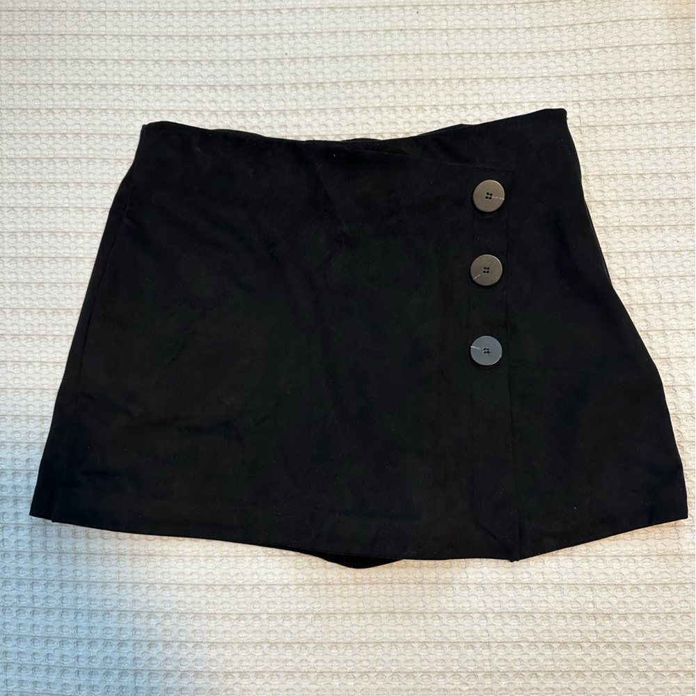 Zara 3 Button Suede Skort